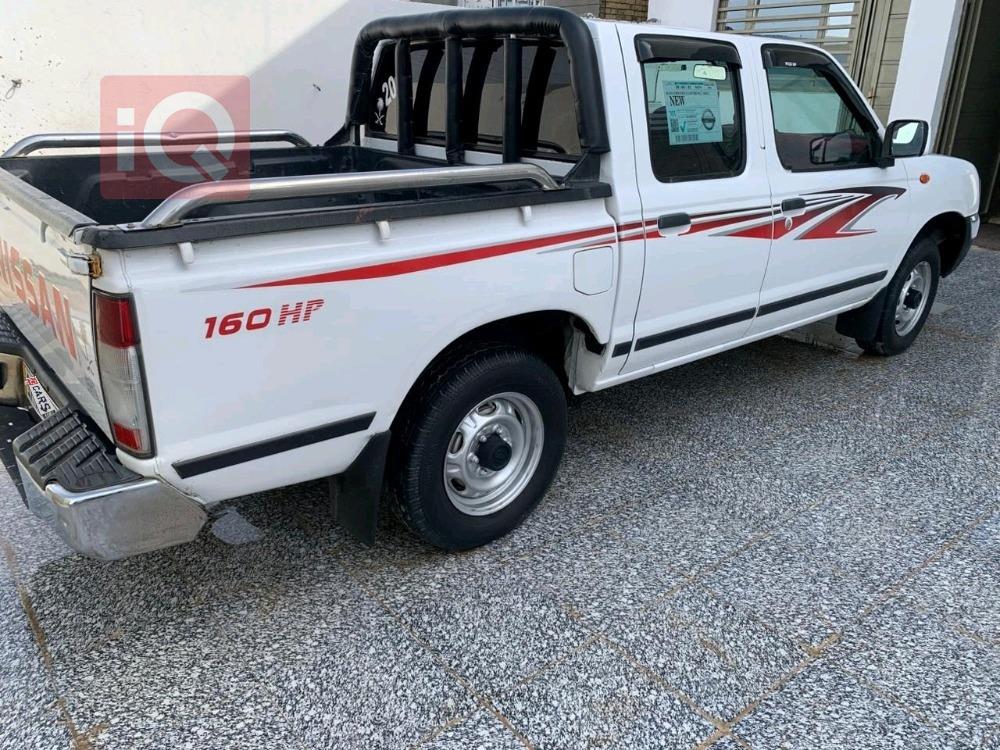 نيسان بيك اب